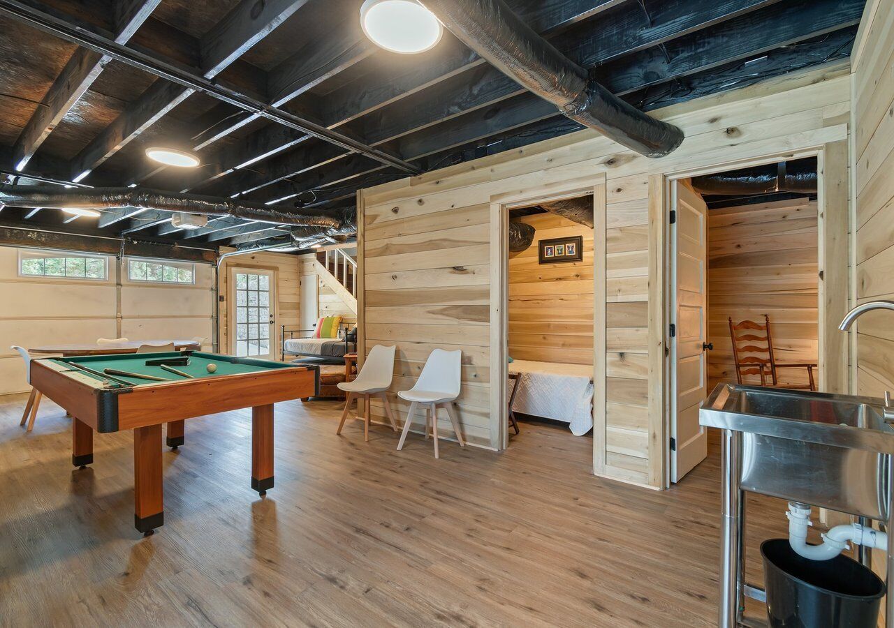Reflection Bay-dock, Hot Tub, Kayaks - Lynchburg, TN