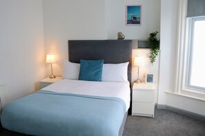 Deluxe Studio, 1 Double Bed, Balcony, City View | Laptop workspace, blackout curtains, iron/ironing board, free WiFi - Pier12 (Eastbourne)