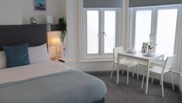 Deluxe Studio, 1 Double Bed, Balcony, City View | Laptop workspace, blackout curtains, iron/ironing board, free WiFi