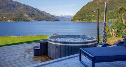 5 bedroom lovely home in ølensvåg