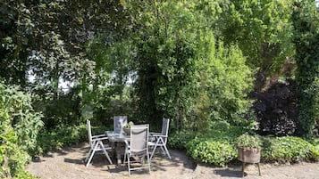 House | Dining