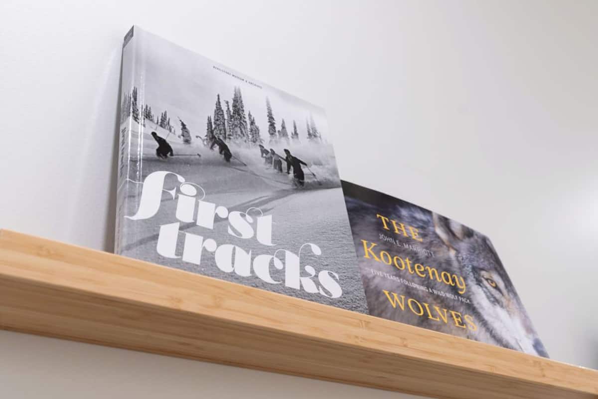 32-inch flat-screen TV with cable channels