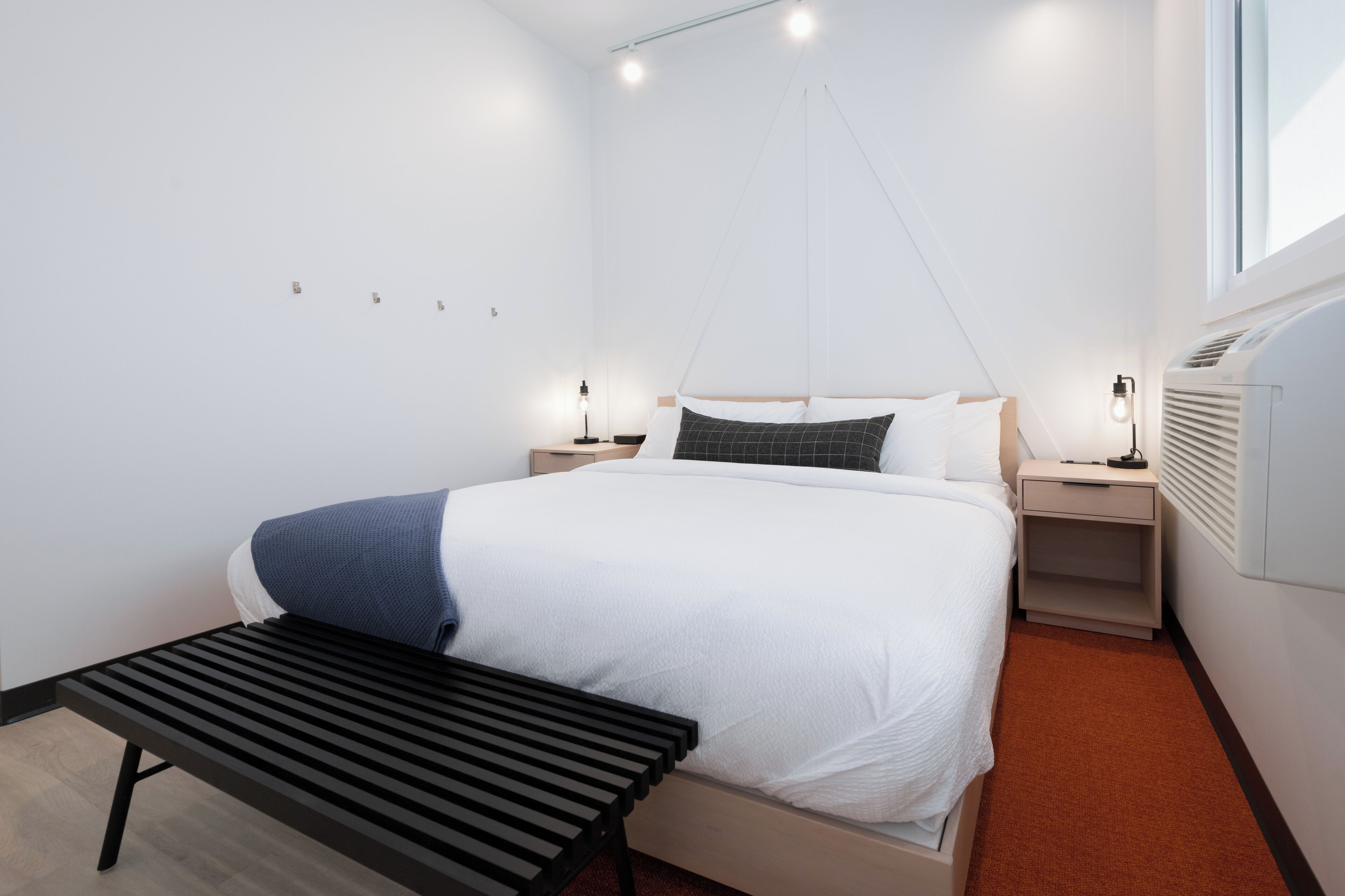 Premium bedding, WiFi (free), individually decorated