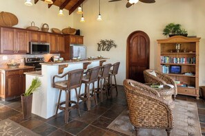 Interior - Croix Vista, Beautiful sweeping Views! (Cruz Bay)