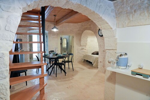 3 Bedroom Private vacation home in Alberobello