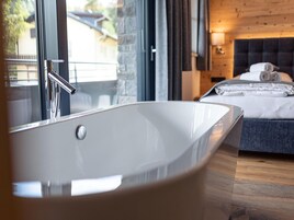 Casa | 4 dormitorios, mobiliario individual, ropa de cama