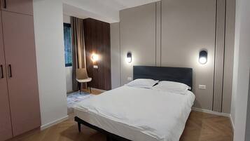 1 habitación, cortinas blackout y sistema de insonorización