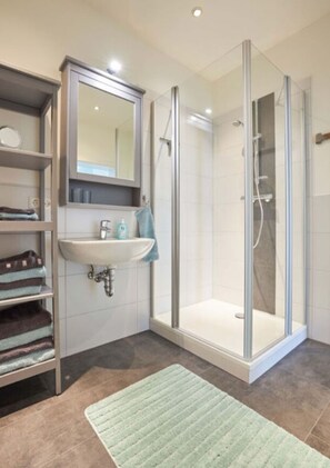 House | Bathroom - SEA Time Modern Retreat (Wurster Nordseeküste)