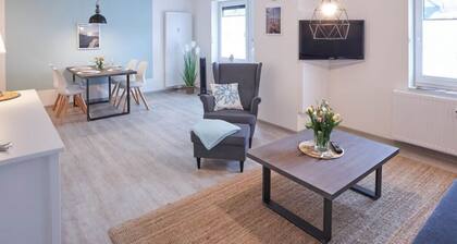 SEA Time Modern Retreat