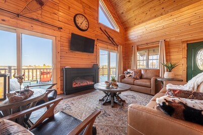 Handcrafted Amish Log Cabin | 10+ Acres | Private Pond | Kayaks | ATV Trails