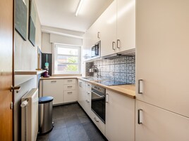 Apartment | Private kitchen | Electric kettle, toaster