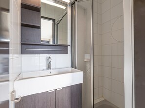 Apartment | Bathroom - Corner Apartment With Frontal sea View (Middelkerke)