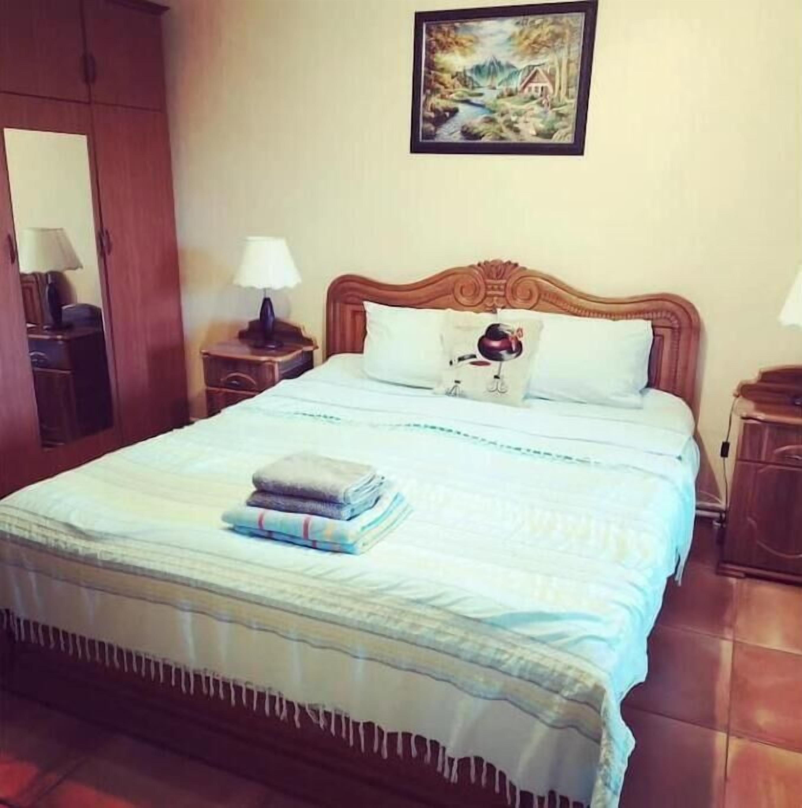 2 soveværelser, sengetøj