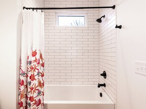 Hårtørrer, håndklæder, Sæbe, Shampoo