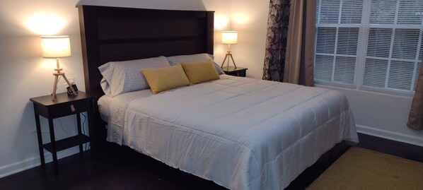 2 bedrooms, desk, iron/ironing board, free WiFi