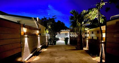 Ti Case Fleur Letchi - Cadre Calme et Agréable, Avec Jardin, 15 min des plages.