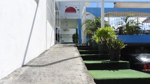 Property entrance - Hotel Villas Balcones de Costa Azul (Acapulco)