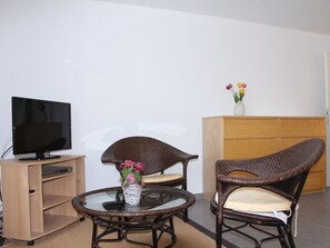 1 bedroom - Riesling Apartment on the Moselle Terrace (Detzem)