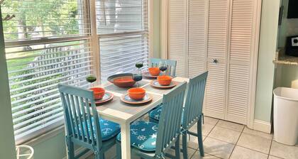 TREETOPS/OB SHORT WALK TO THE BEACH-3 POOLS/TENNIS COURTS COLIGNY AREA SLEEPS 6