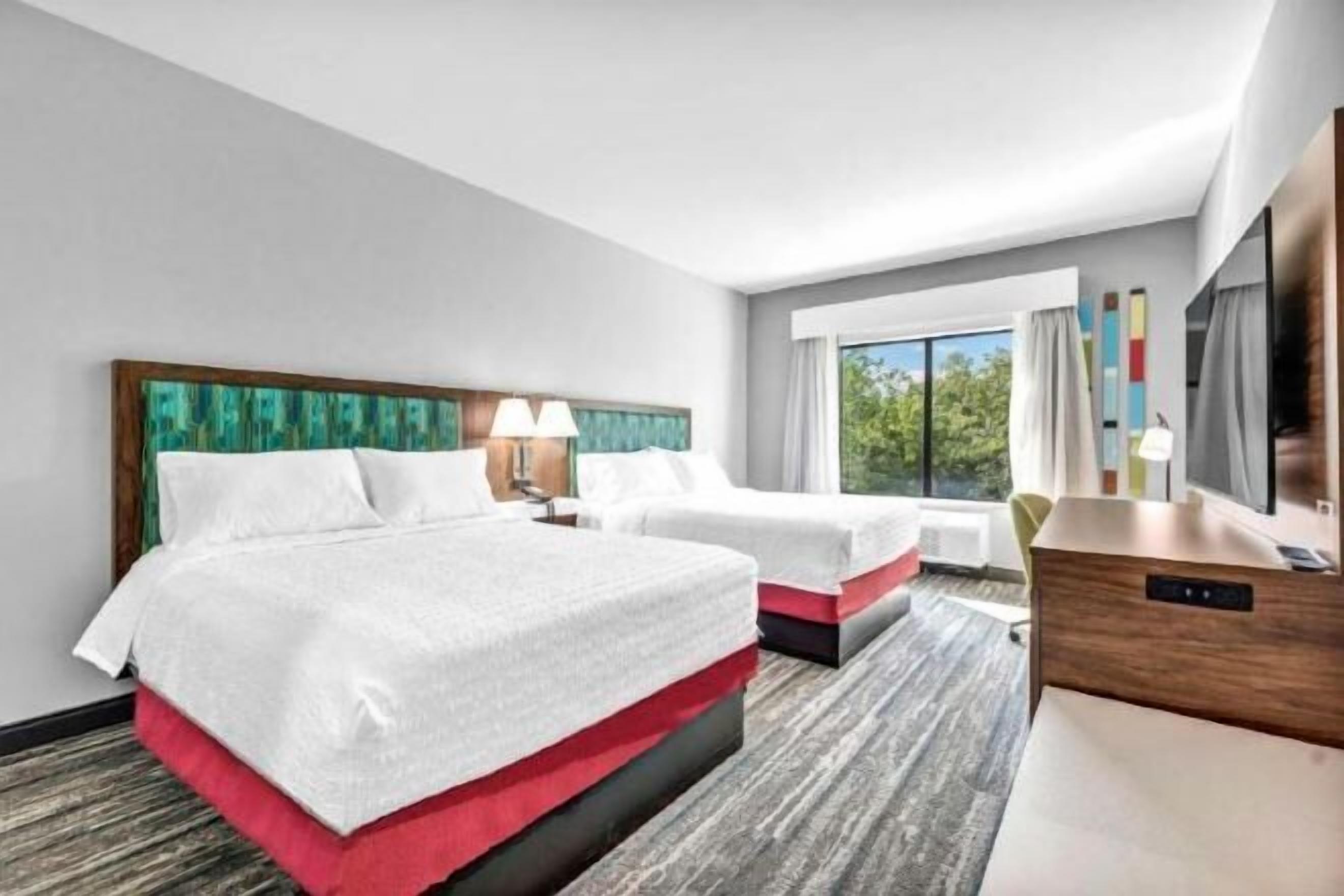 In-room safe, iron/ironing board, free WiFi