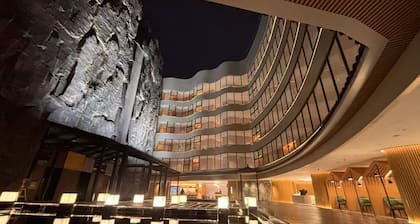 Hilton Garden Inn Foshan Lishui-Free Shuttle Bus for Canton Fair