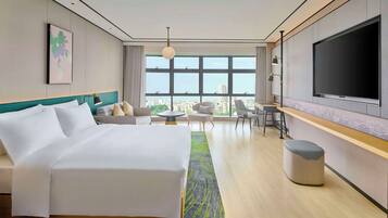 Down duvets, minibar, in-room safe, blackout curtains