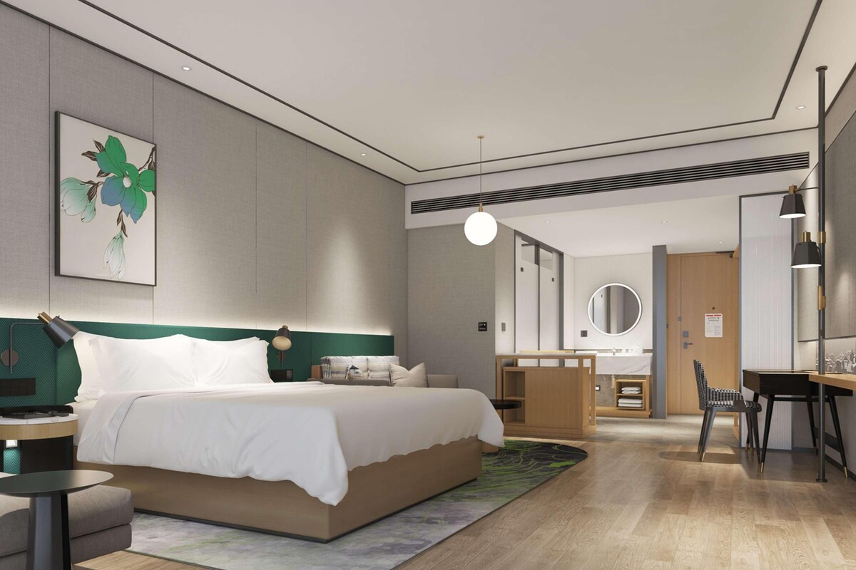 King Guest Room
