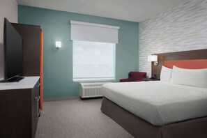 Desk, laptop workspace, blackout curtains, iron/ironing board - Home2 Suites By Hilton Laredo North (Laredo)