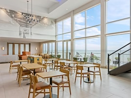 Free daily self-serve breakfast