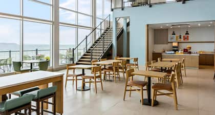 Hampton Inn St Ignace Lakefront Mackinac