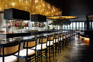 Bar (on property) - Homewood Suites by Hilton Raleigh Downtown (Raleigh)
