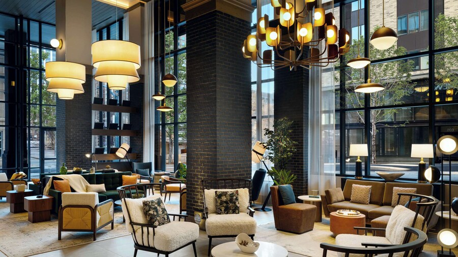 ホームウッド スイーツ バイ ヒルトン ローリー ダウンタウン