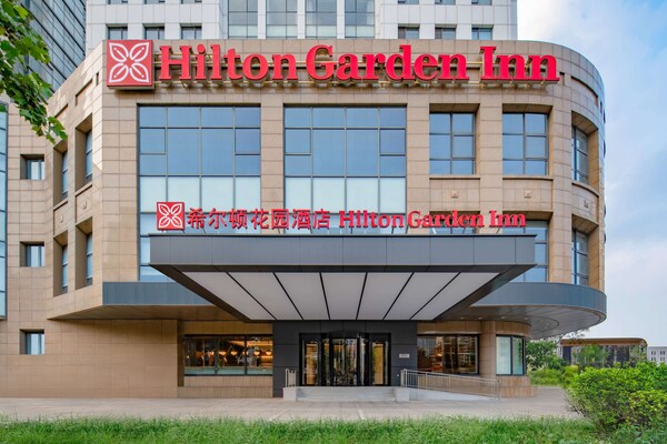 Hilton Garden Inn Tianjin Railway Station - Tianjin