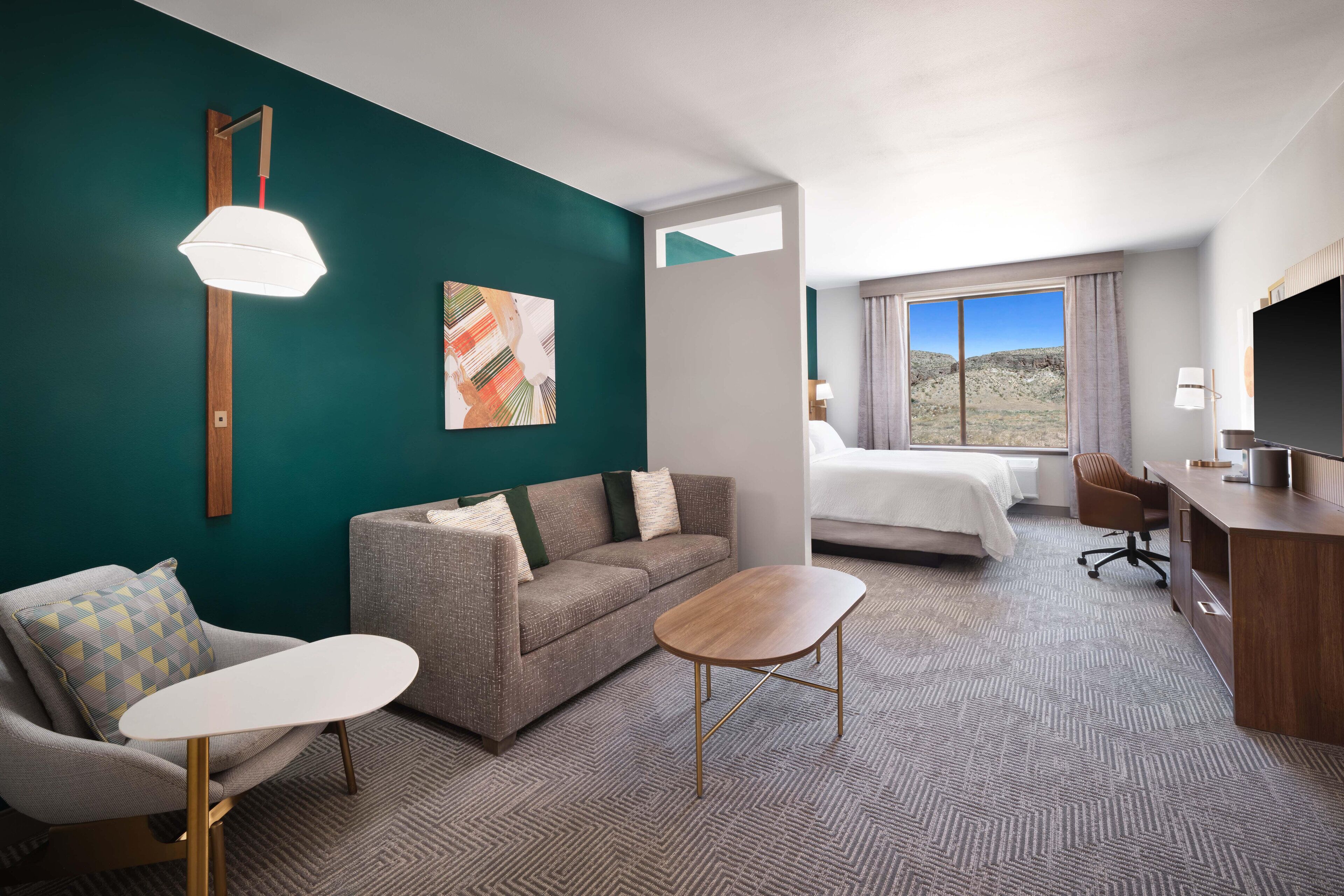 Suite, 1 King Bed | Free WiFi, bed sheets