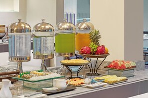Daily buffet breakfast (PHP 1440 per person)