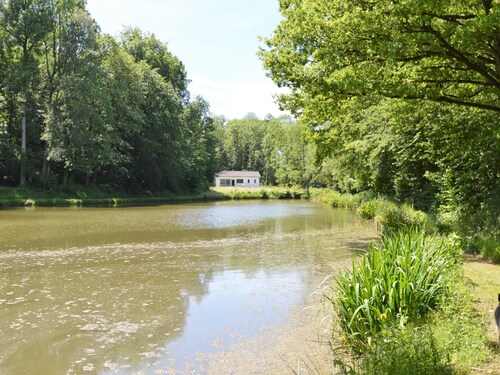 Nature Retreat by the Lakes