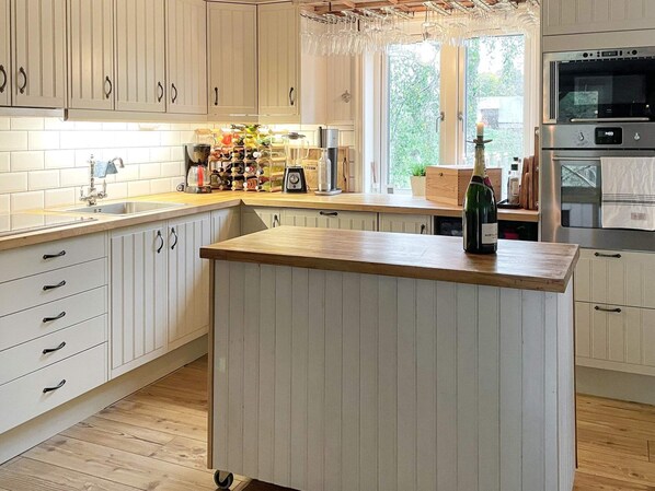 House | Private kitchen - 4 Star Holiday Home in Hok-by Traum (Hok)
