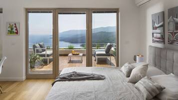 House | 4 bedrooms, bed sheets