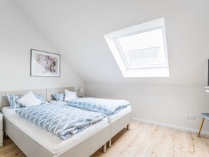 Ferienhaus | 2 Schlafzimmer, individuell eingerichtet, Bügeleisen/Bügelbrett