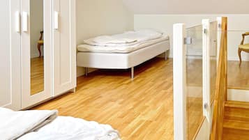 House | 2 bedrooms, individually furnished