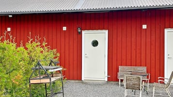House | Outdoor dining