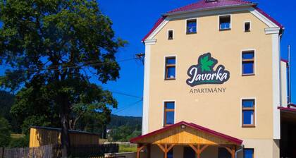 Javorka Modern Retreat