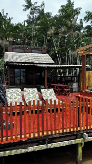 Family Chalet, Bay View | Terrace/patio - Chale das Torres (Belém)