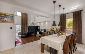 Smart TV, fireplace, stereo - Lovely home in Opatija (Opatija)