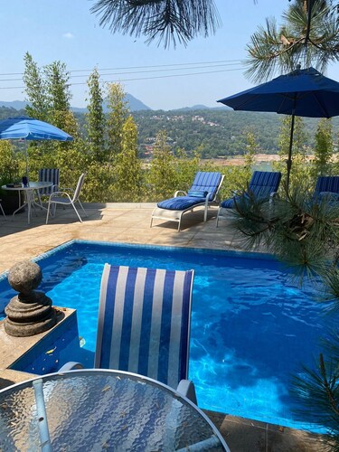 Casa Vallesana, Fraccionamiento "El Coporito", Magnificent lake view