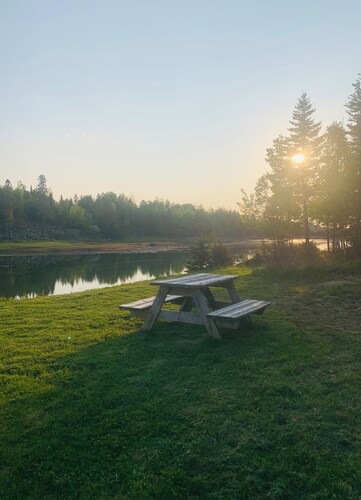 Explore Deer Island!  Family-friendly vacation home.