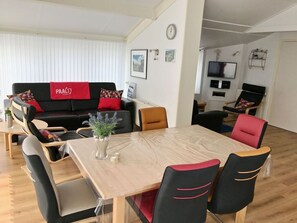 Dining - \"haus Lilly\" on Texel (De Koog)