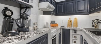 Beachfront Holiday Home Near the Market