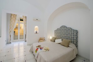 2 bedrooms, free WiFi, bed sheets, wheelchair access