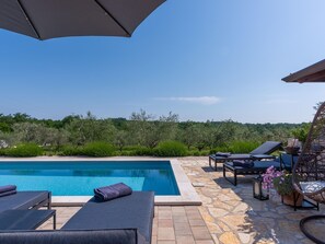 Villa | Pool | Indoor pool, outdoor pool - Apartment in Croatia Near the Adriatic Coast (Novigrad)